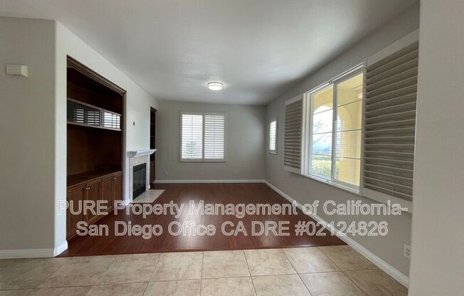 1644 MOONBEAM LN