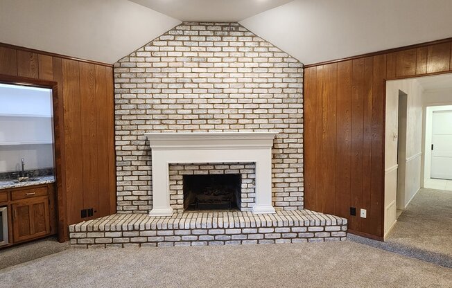 5803 THOREAU