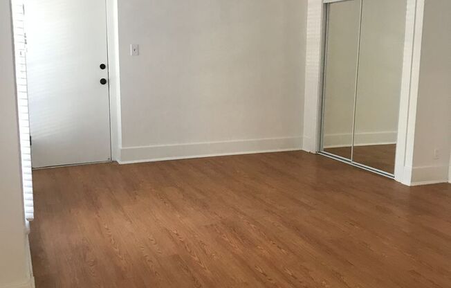 1 bed, 1 bath, $1,925, Unit 119#542-1