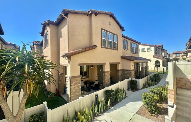 Parc Place Community in Otay Ranch Walking Distance to Elementary School and Ample Amenities