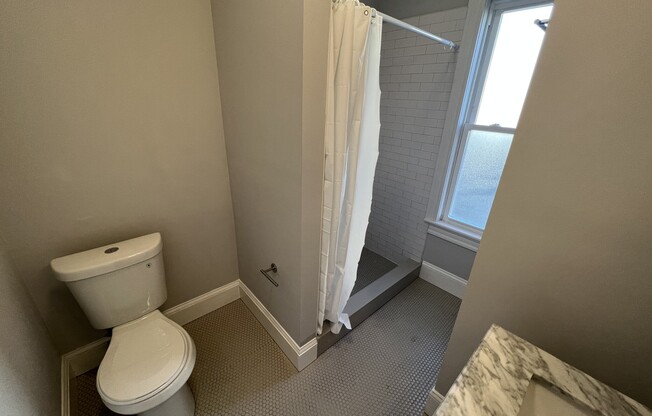 2 beds, 1 bath, $4,195, Unit 6