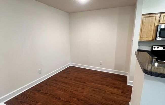 1 bed, 1 bath, 779 sqft, $1,725, Unit 1015 C #2C