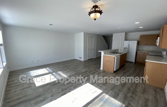 19229 E 58 AVE