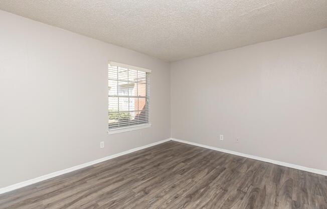 1 bed, 1 bath, 663 sqft, $1,120