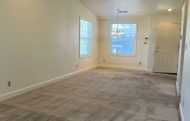 Watt Street 1058