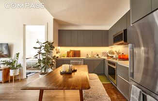 144 N 10 ST