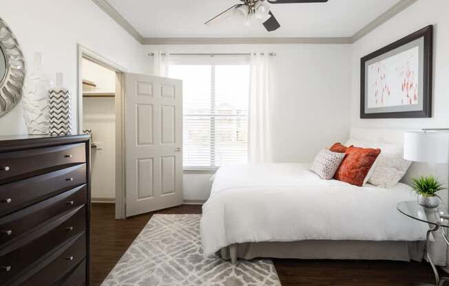 Glenhaven at Star Ranch - Near Meadow Lake Park Hutto, TX - vinyl plank flooring