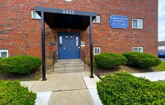 Garrett House Apartments