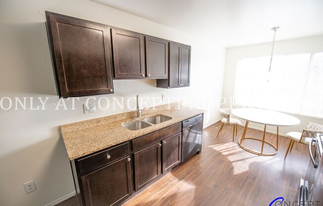 2 beds, 1 bath, 810 sqft, $1,265, Unit 04