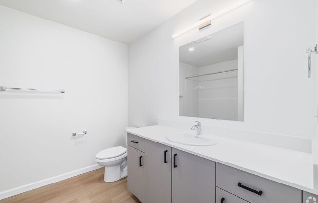 1 bed, 1 bath, 548 sqft, $1,975, Unit 324