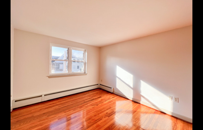 1 bed, 1 bath, 453 sqft, $1,250, Unit C5