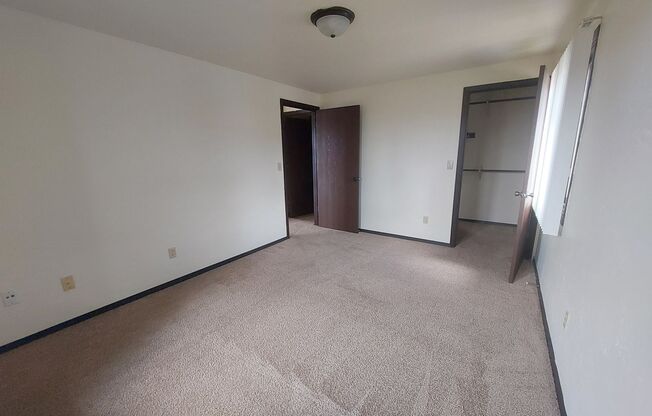 1 bed, 1 bath, 595 sqft, $949, Unit 1615-08