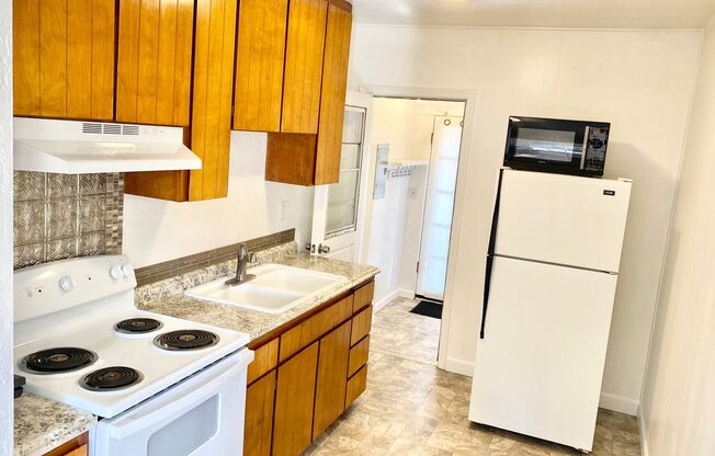 1 bed, 1 bath, 715 sqft, $1,550