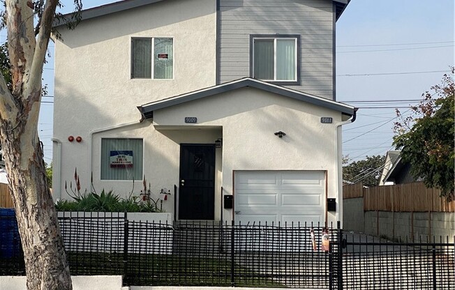 9011 BARING CROSS ST