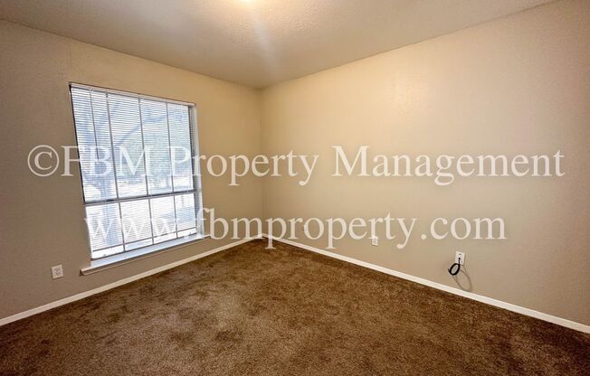 2 beds, 1.5 baths, $1,100, Unit 215