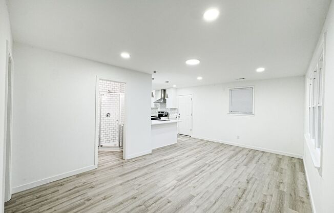 Renovated 3 Bedroom Home in Springfield, TN!