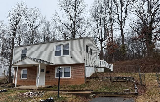 Quiet location, Dale City House