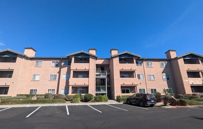 2 beds, 2 baths, $2,750, Unit UNIT 2737