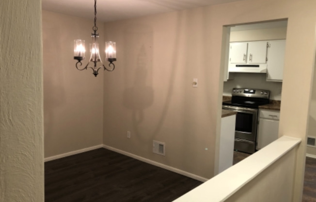 311 Dolomite Ct