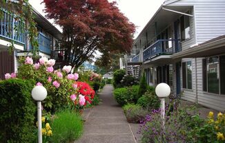 Exceptional apartment homes located one block from Burgerville and beautiful Water Works Park in a great community