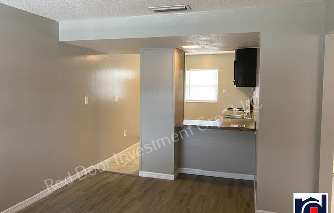 Cozy 2/1 ~2nd Floor~ Oviedo