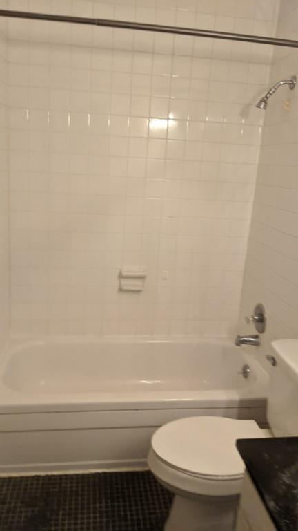 2 beds, 2 baths, 1,260 sqft, $1,100