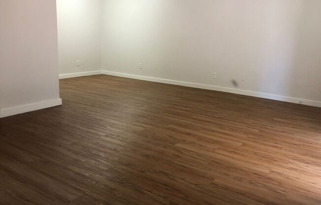 1 bed, 1 bath, 700 sqft, $1,200, Unit OCR-134