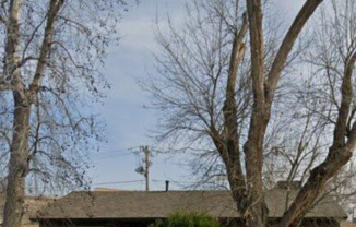 104 JONES ST