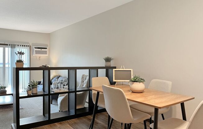 1 bed, 1 bath, 750 sqft, $1,195, Unit 116
