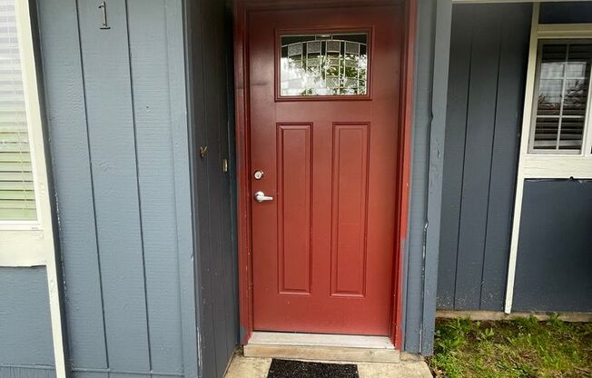 2 beds, 1 bath, 870 sqft, $1,500, Unit 53-01