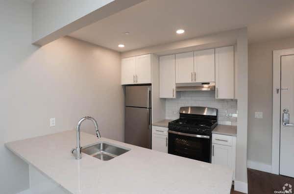 4436 DOUGLASTON PKWY