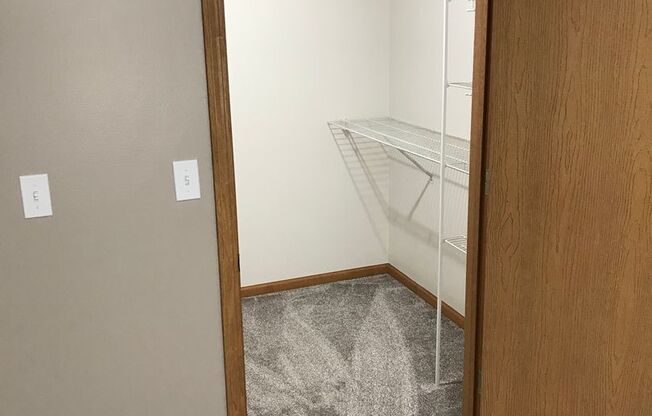 1 bed, 1 bath, 772 sqft, $1,039, Unit 1-105