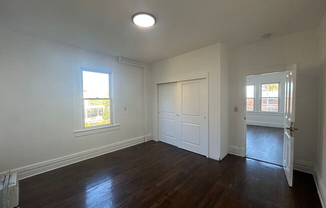 716 Greens Ave.