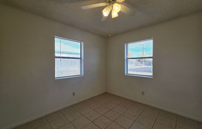 3 beds, 2 baths, 1,308 sqft, $1,295, Unit 3101 Honeysuckle Cir - B