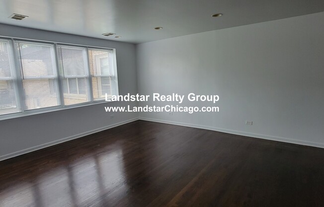 2538 W FITCH AVE