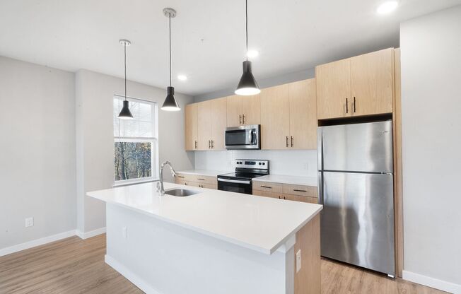 2 beds, 2 baths, 1,179 sqft, $2,800, Unit 4408