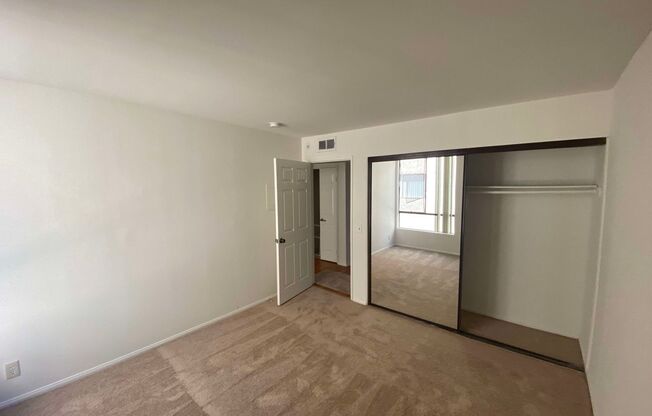 2 beds, 2 baths, $2,795, Unit Unit 102