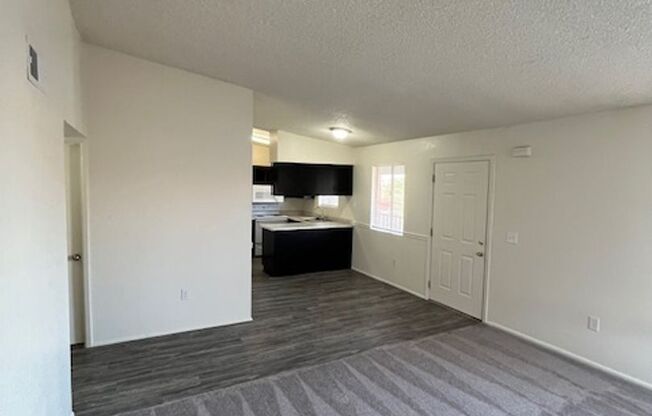 2 beds, 2 baths, 1,000 sqft, $1,195, Unit 201