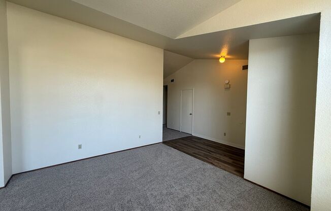 Spacious 4bed 2bath home in the Rio Linda/Elverta!