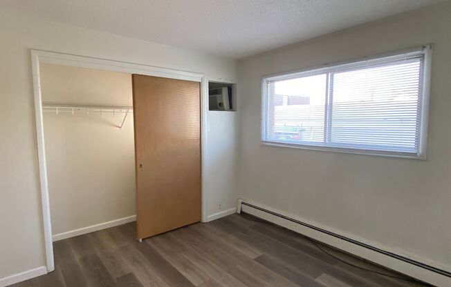 1 bed, 1 bath, 430 sqft, $835, Unit 707-1