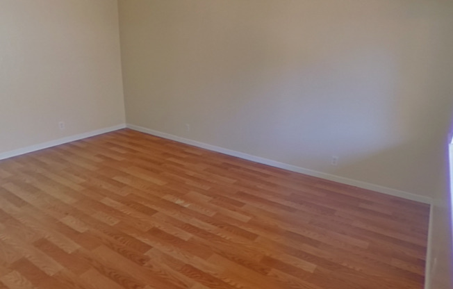 Starbird Cir