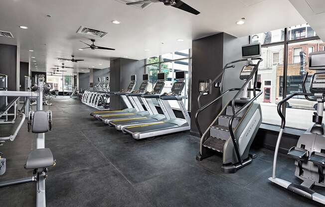 Fitness Center 4 at Deco at CNB apartments