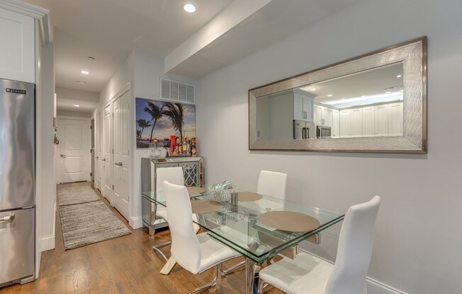 141 W 6 ST