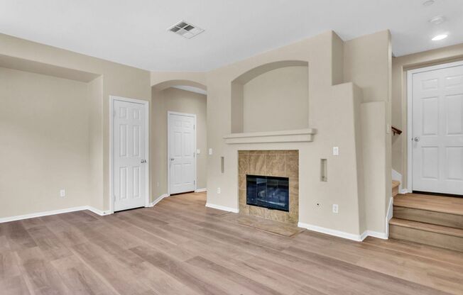Beautiful townhome in Mission Valley!  Available May 12th.