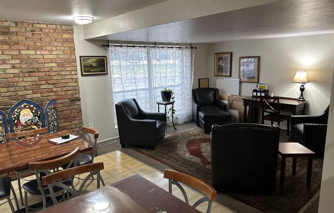 Stonehedge Hall LLC - 322