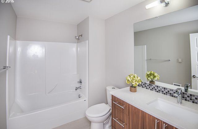 SHOWING 6/7 - MODERN ADU with YARD in LEED CERTIFIED HOME