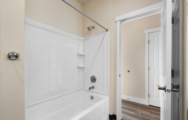 1 bed, 1 bath, 1,029 sqft, $1,540, Unit J-403