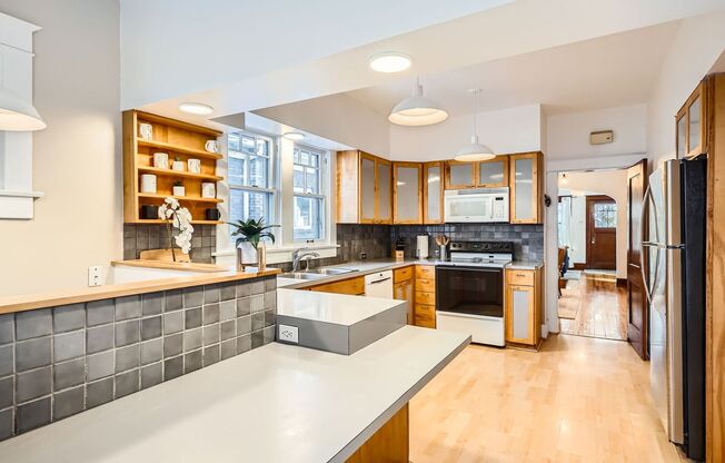 Fully Furnished 3BR Home Near Wash Park