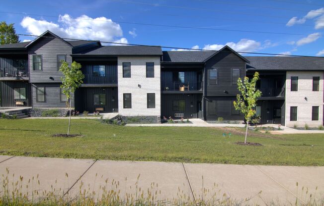 3612 Spooner Ave - $500 Security Deposit!