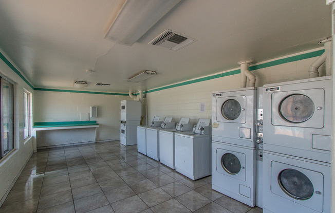 1 bed, 1 bath, 625 sqft, $954, Unit F02